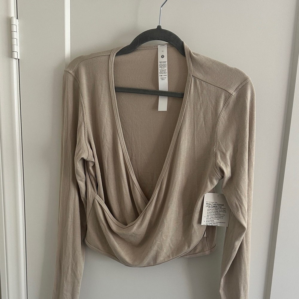 BRAND NEW Lululemon Athletica Taupe wrap front hold tight long sleeve